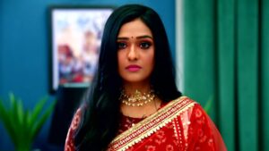 Bhagya Lakshmi : Shallu’s Slip Uncovers Hidden Secrets13th April 2025 Written Episode Update